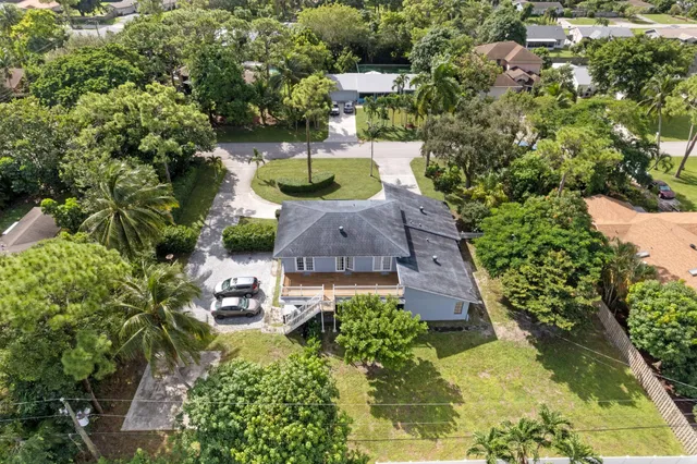 Residence photo 32