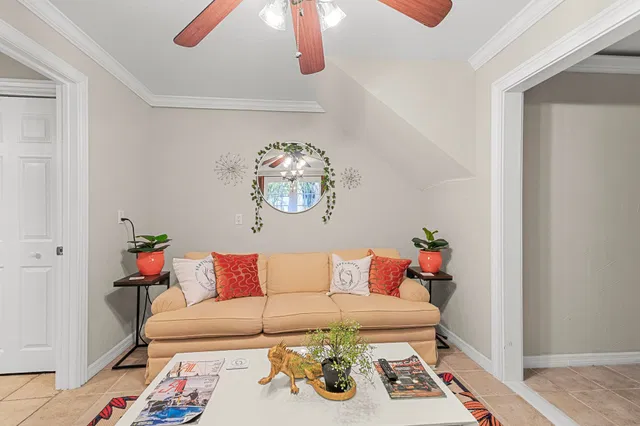 Residence photo 7