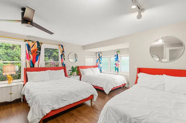 Residence photo 18