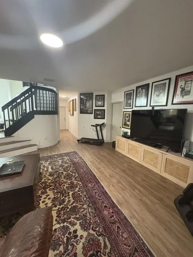 Residence photo 5