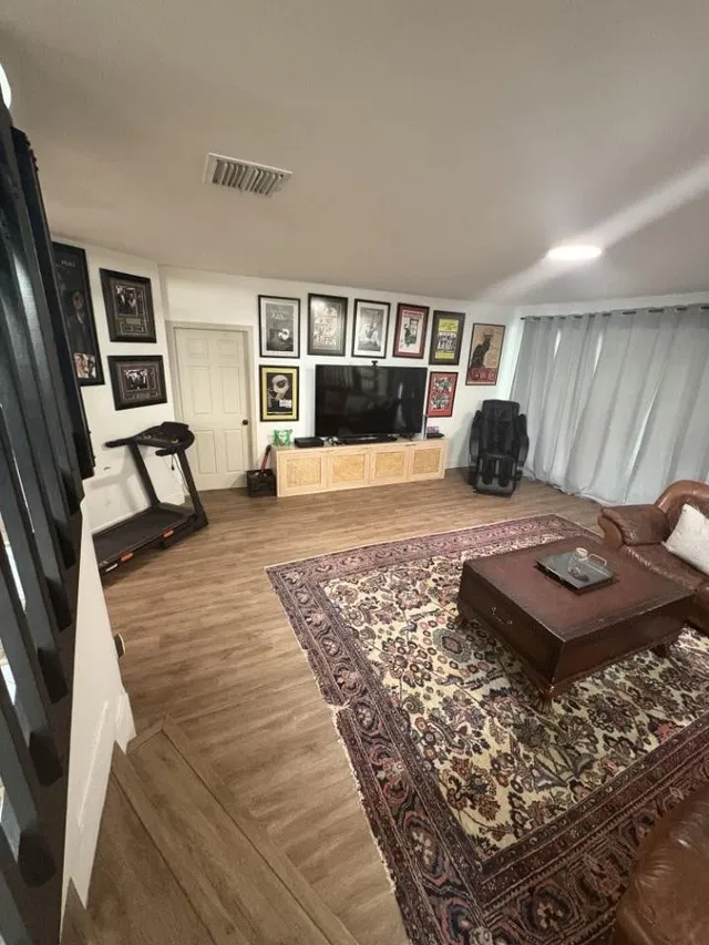 Residence photo 10