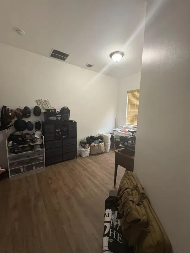Residence photo 19