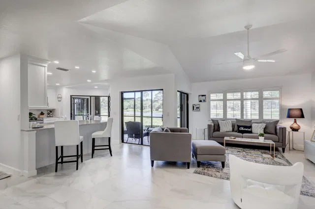 PGA National Palm Beach Gardens Unit D photo 8