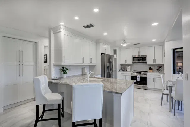 PGA National Palm Beach Gardens Unit D photo 20