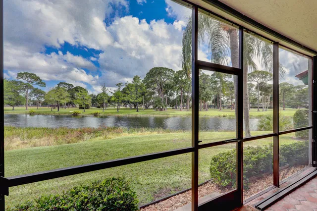 PGA National Palm Beach Gardens Unit D photo 41