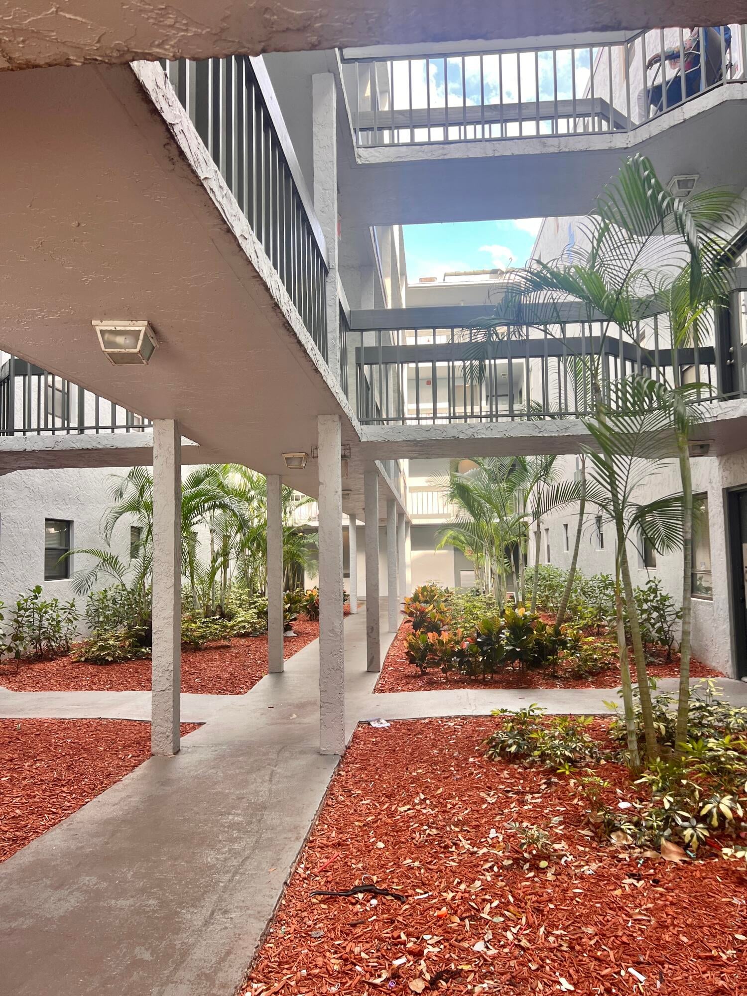  Unit 410 photo 20