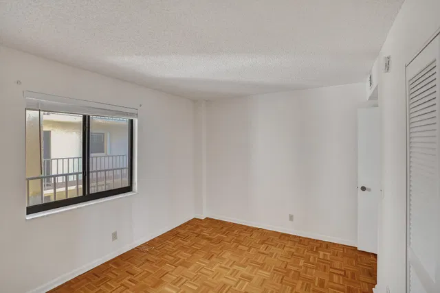 Unit 410 photo 35
