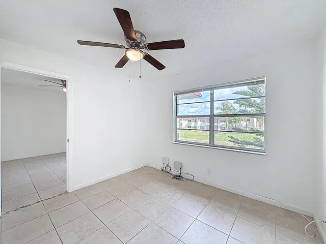 Unit 235 photo 24