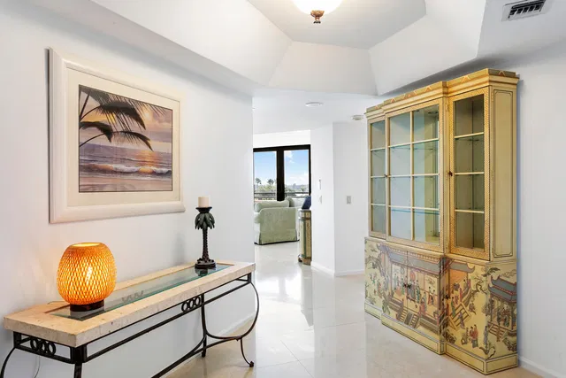 Jonathan's Landing Jupiter FL Unit 504 photo 4