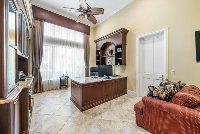 Admirals Cove Residence photo 19