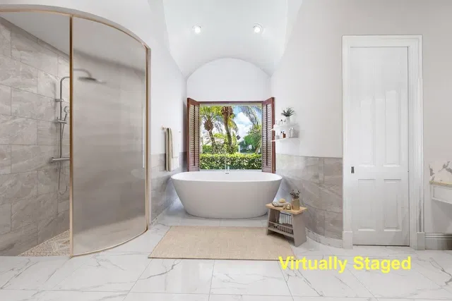 Admirals Cove Residence photo 34