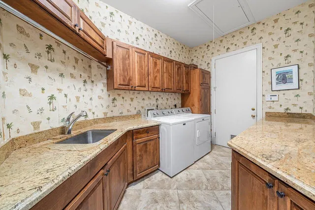 Admirals Cove Residence photo 42