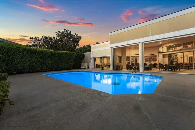 Admirals Cove Residence photo 48