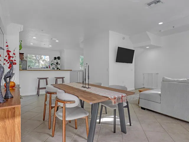 Residence photo 15