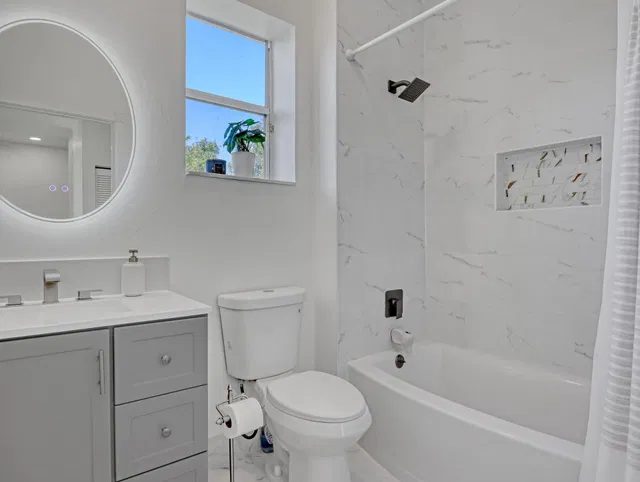 Residence photo 38