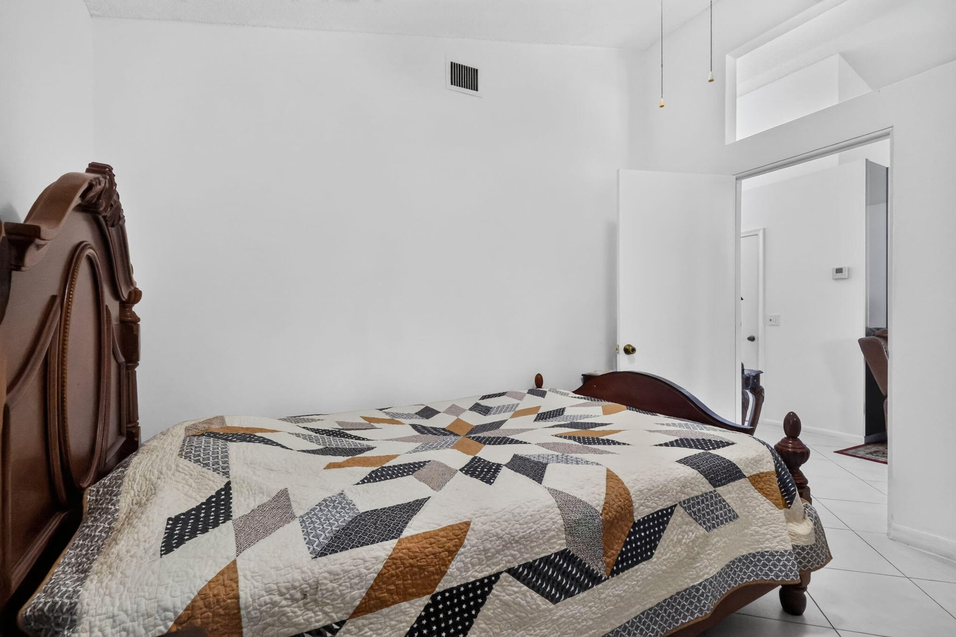 Residence photo 19