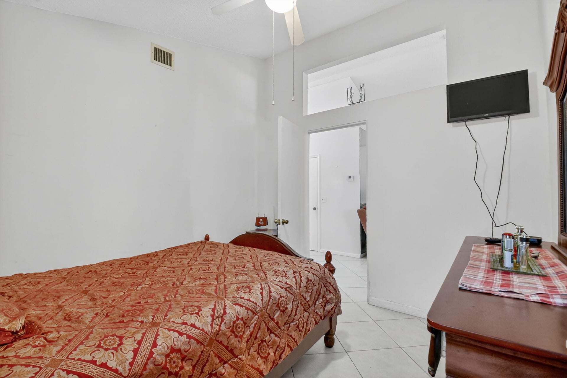 Residence photo 24