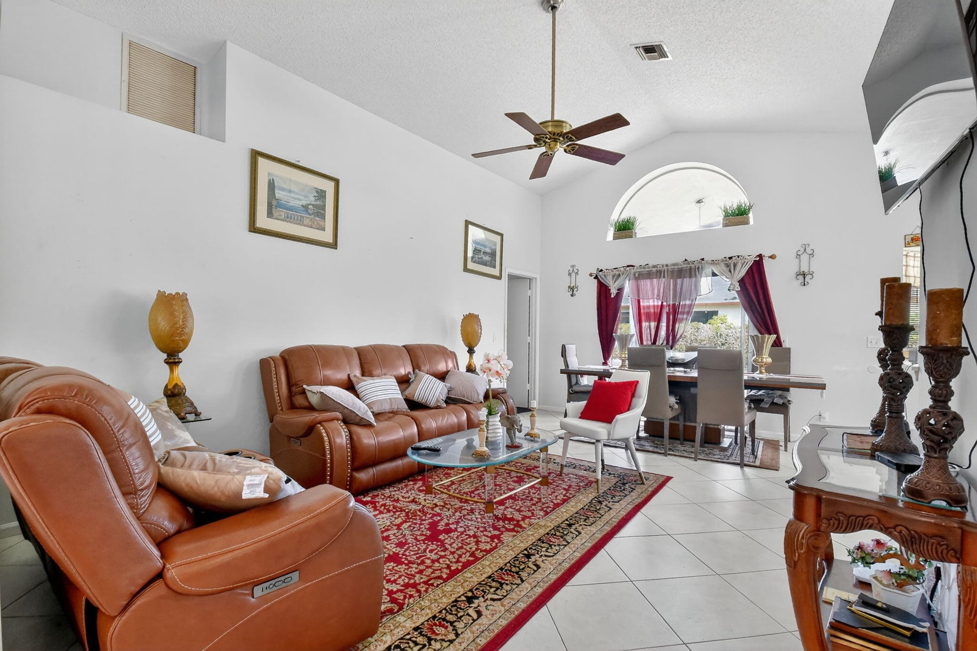Residence photo 30