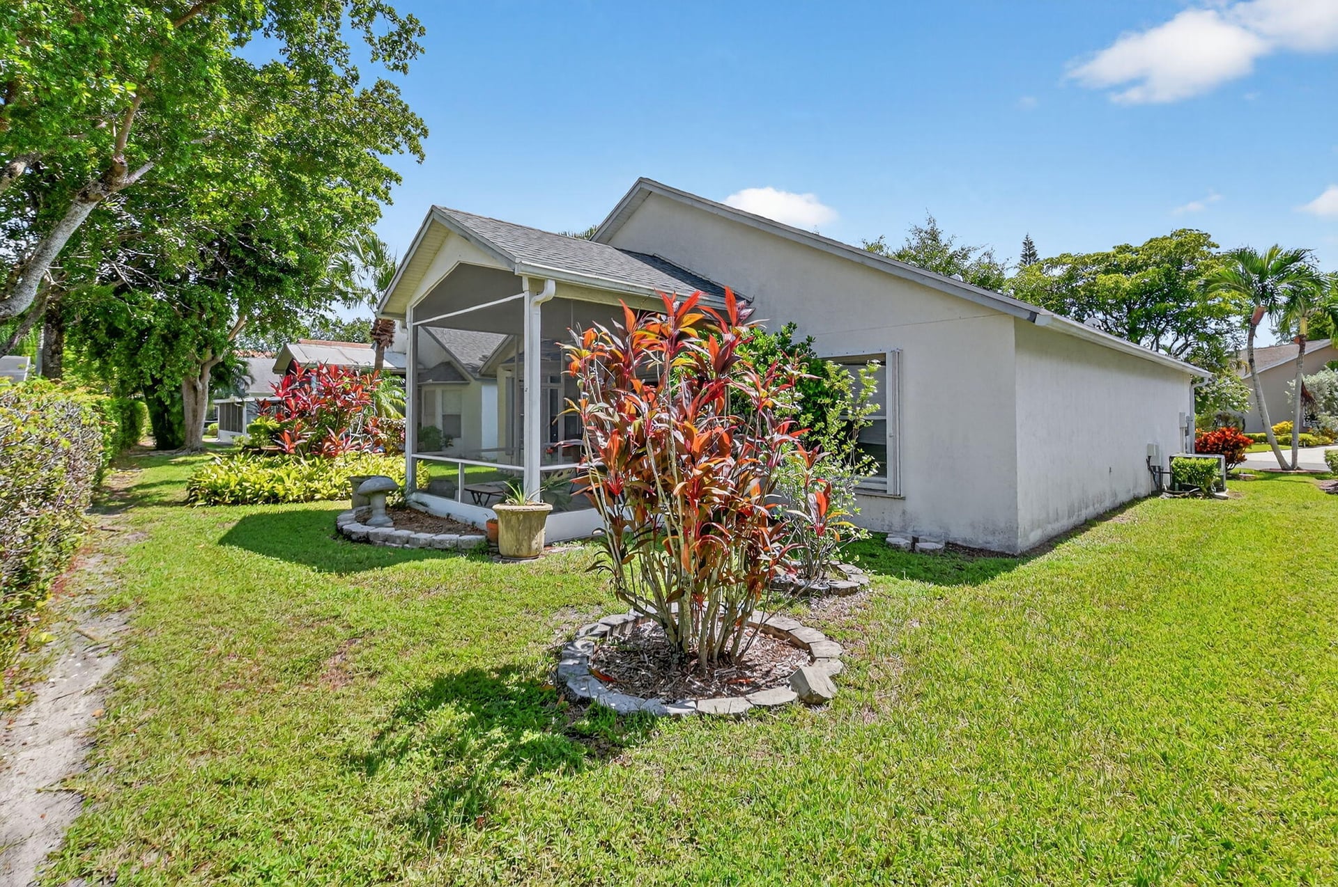 Residence photo 60