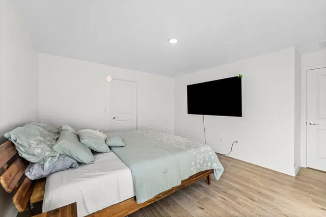 Residence photo 6