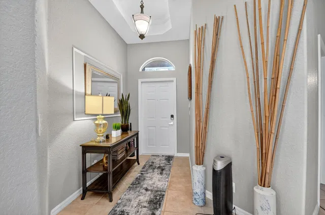 Residence photo 5