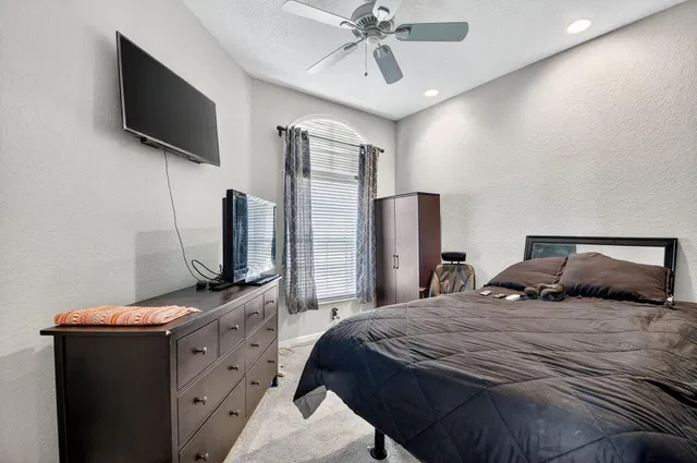 Residence photo 27