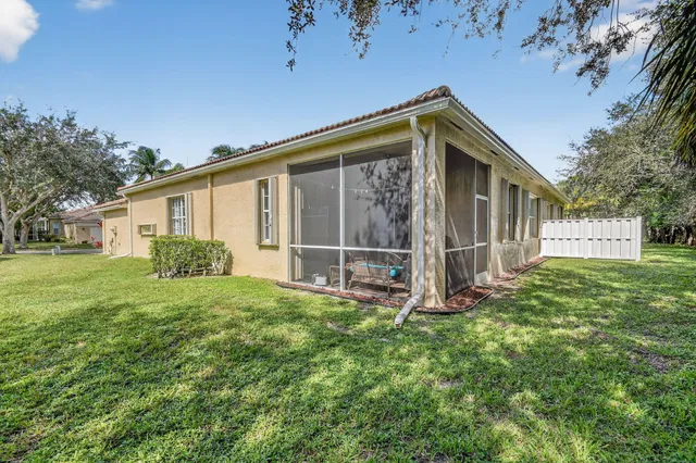 Residence photo 35