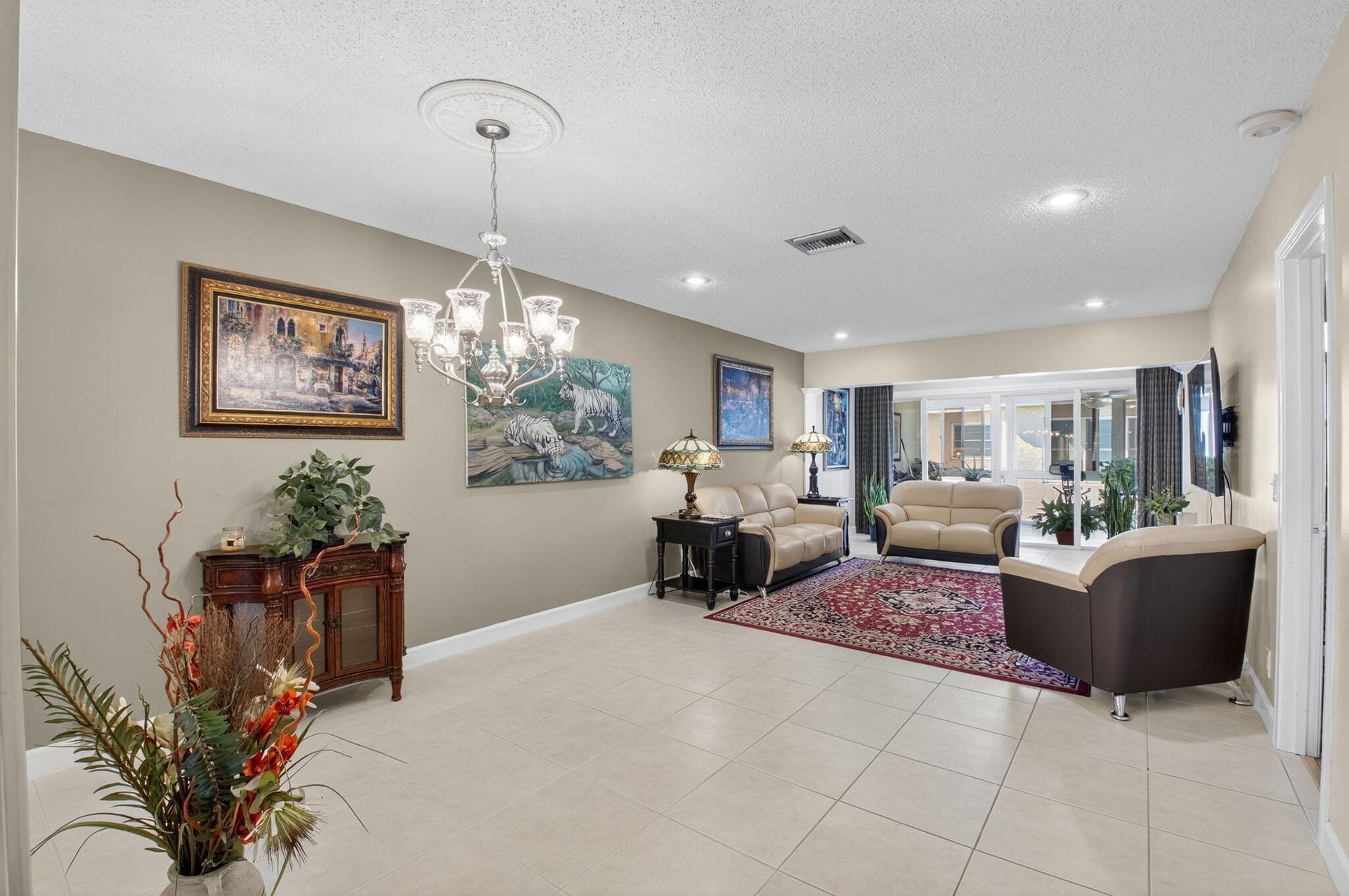 Unit 202 photo 8