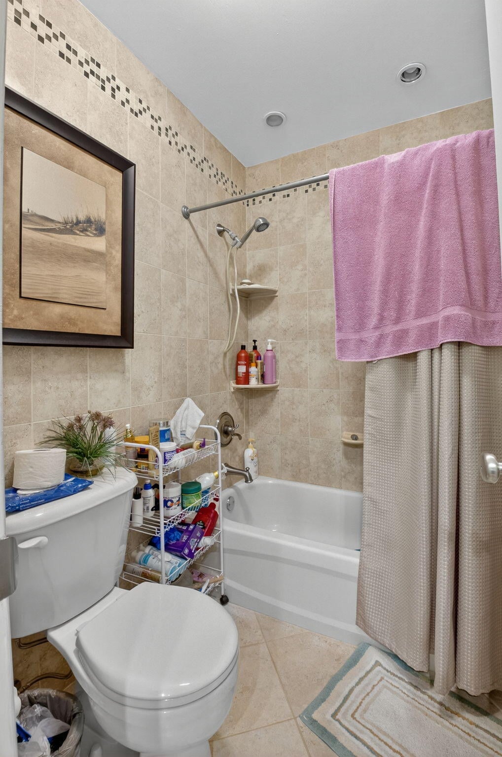 Unit 202 photo 20