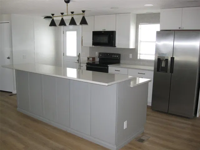 Residence photo 2