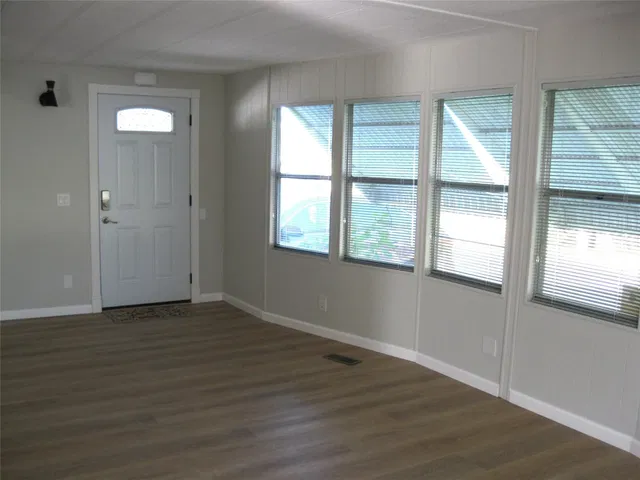 Residence photo 5