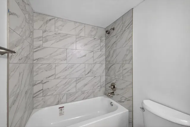  Unit 303 photo 19