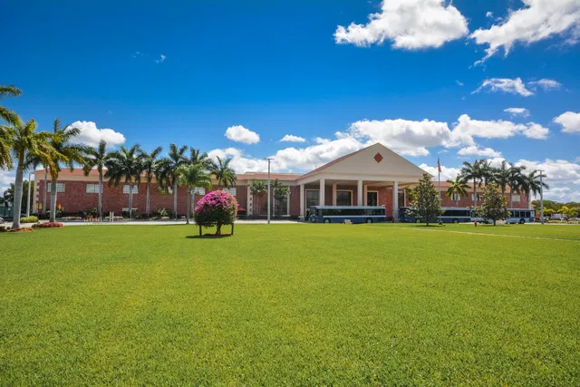 Residence photo 20