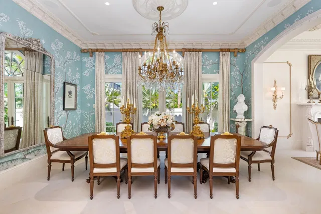 Residence photo 16