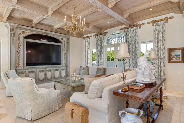 Residence photo 27