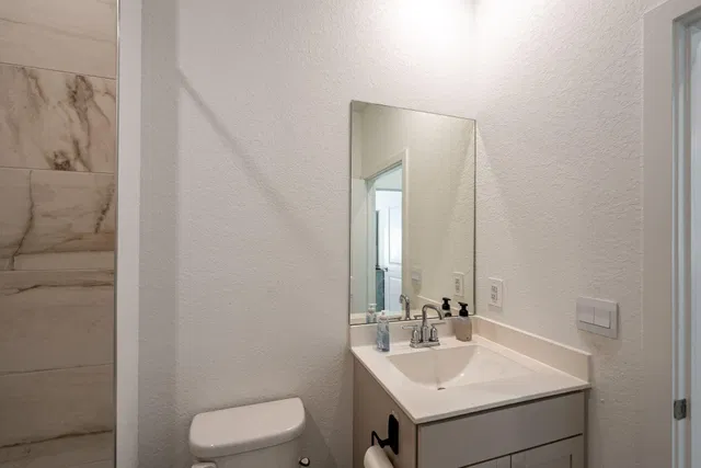 Residence photo 16