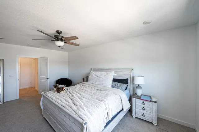 Residence photo 26
