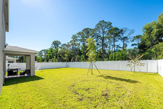 Residence photo 33
