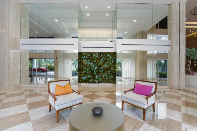The Plaza of The Palm Beaches Unit 19b photo 4