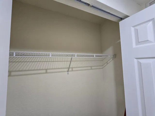 Unit 403 photo 33