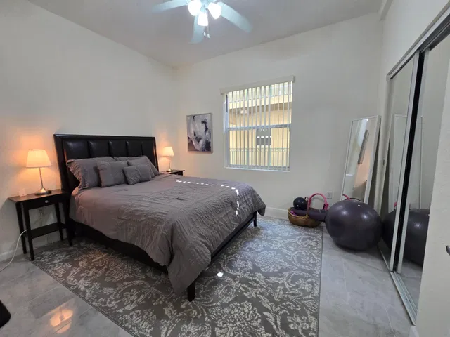 Unit 403 photo 48