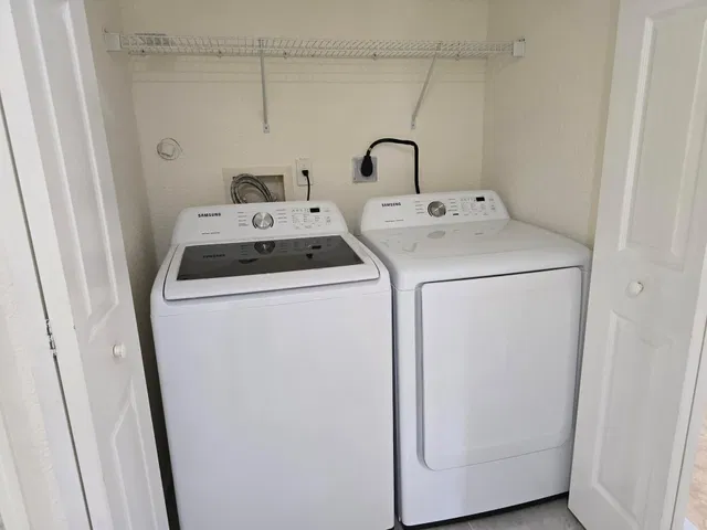 Unit 403 photo 53