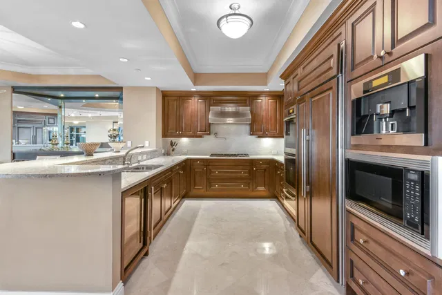 Oceans Edge at Singer Island Unit 703 photo 8