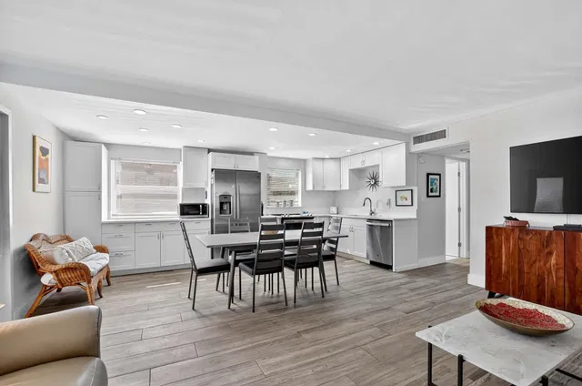 Residence photo 6