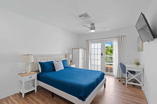 Residence photo 23