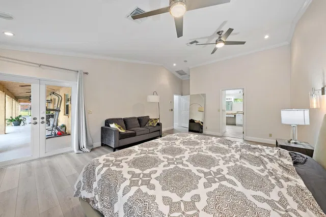  Residence photo 12