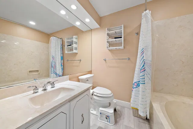  Residence photo 18
