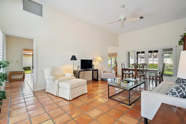 Mariner Sands Residence photo 8