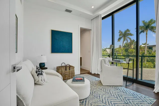 1177 Moderne Delray Beach Unit 208 photo 6