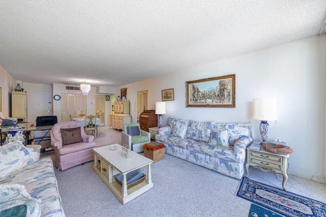 The Patrician of Palm Beach Unit 206 photo 6